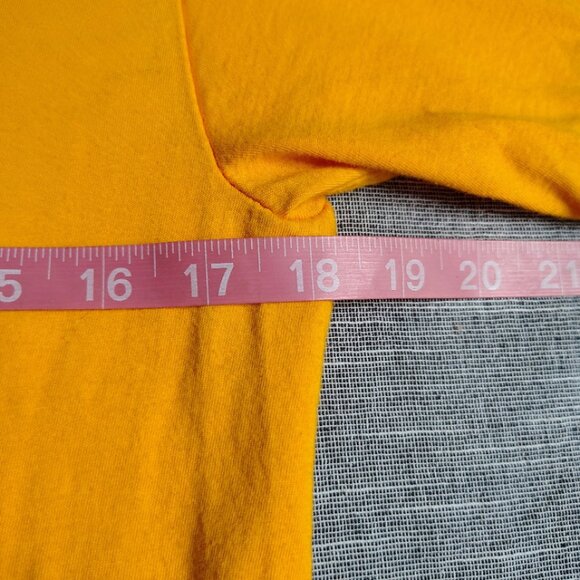 Lost Enterprises T Shirt Size Medium Yellow Sunflower Skull Skateboard Surfing - Picture 7 of 9